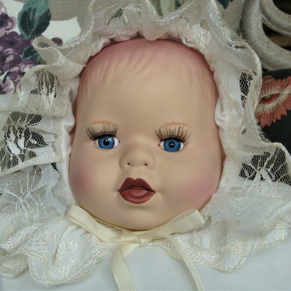 Vintage Porcelain w/Cloth Body Baby Doll Hobbyist/Unmarked - Picture 12 of 13